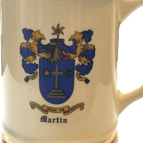 CERAMIC BEER MUG Made in USA Family Crest “Martin” Crest 22k Gold Band Trim - Picture 2 of 8